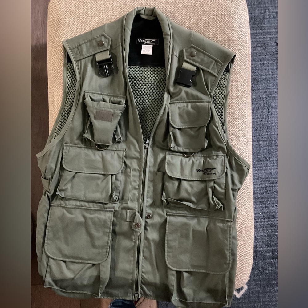 Vestrap by Nikon photographers vest